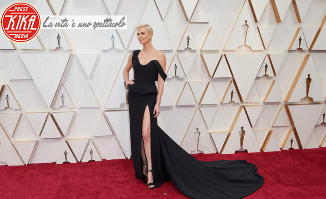 Charlize Theron - Hollywood - 09-02-2020 - Oscar 2020: gli stilisti sul red carpet