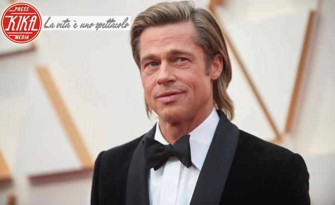 Brad Pitt - Los Angeles - 09-02-2020 - Brad Pitt sedotto, abbandonato e con un diavolo per capello
