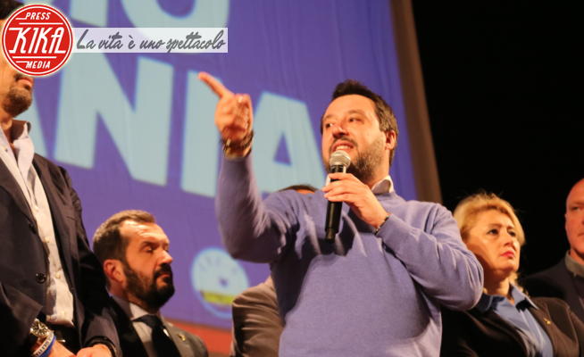 Matteo Salvini - Napoli - 18-02-2020 - Matteo Salvini, bagno di folla a Napoli al Teatro Augusteo