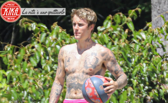 Justin Bieber - Beverly Hills - 25-05-2020 - Justin Bieber: il ritorno della Pantera rosa, muscoli in mostra