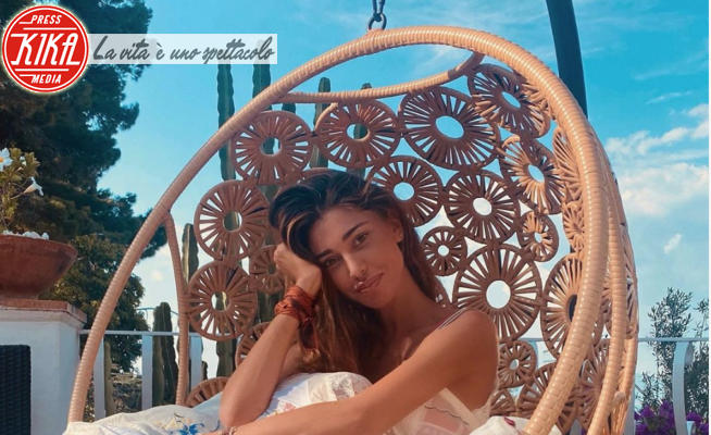 Belen Rodriguez - Capri - 06-07-2020 - Belen cuore di mamma: su Instagram l'ecografia di Luna Marie