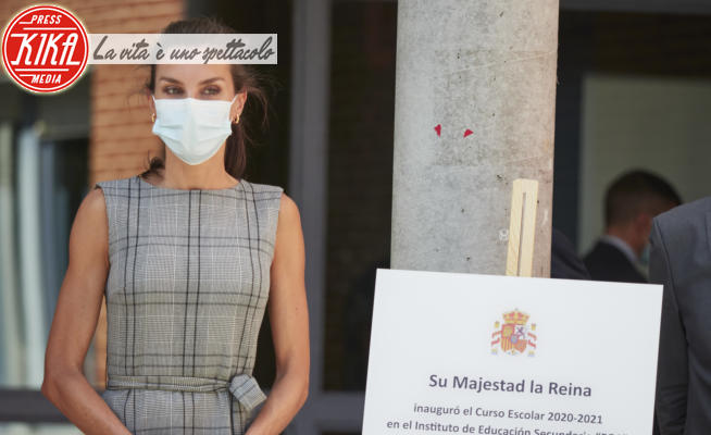 Letizia Ortiz - Milagro (Navarra) - 14-09-2020 - Letizia di Spagna apre l'anno scolastico col Principe di Galles!