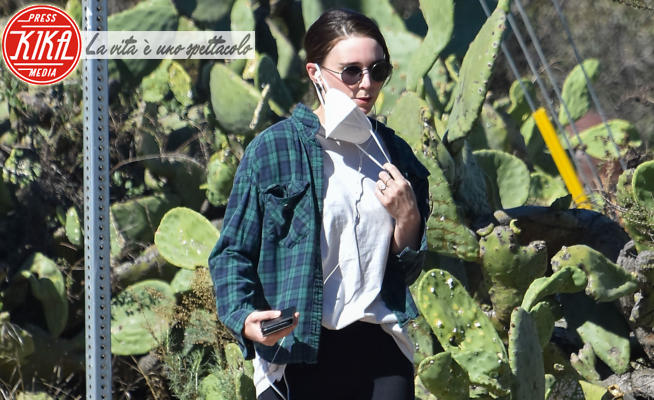 Rooney Mara - Los Angeles - 19-02-2021 - Rooney Mara esce allo scoperto dopo i primi mesi da mamma