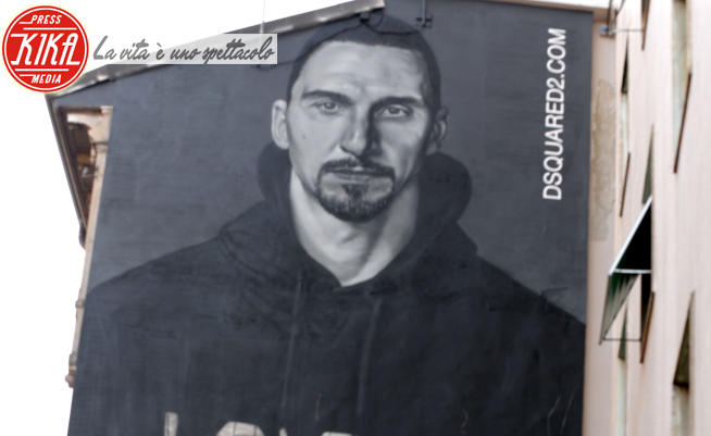 Murales Ibrahimovic - Milano - 25-02-2021 - Zlatan Ibrahimovic, svetta un nuovo murales nel centro di Milano