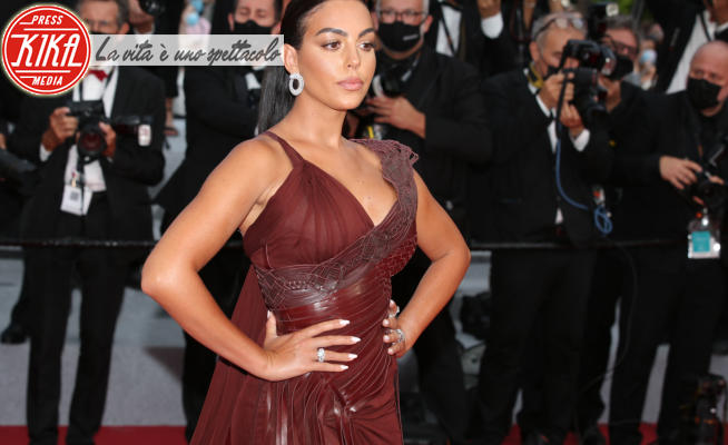 Georgina Rodriguez - Cannes - 16-07-2021 - Cannes 2021, Georgina Rodriguez la fuoriclasse del red carpet