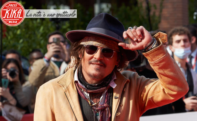 Johnny Depp - Roma - 17-10-2021 - Roma 2021: Johnny Depp, il divo anti-divo presenta i Puffins