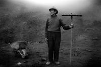 Contadino - Lima - 02-11-2011 - Fog Farmer: gli agricoltori peruviani che coltivano la nebbia