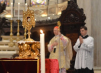 Reliquia Bernadette, Angelo Bagnasco - Genova - 21-04-2012 - A Genova le reliquie di Santa Bernadette