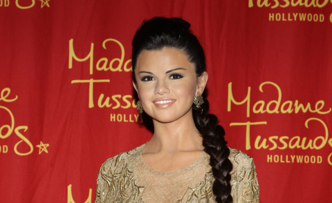 Selena Gomez - Hollywood - 19-12-2013 - Proprio una bella cera, Selena Gomez!