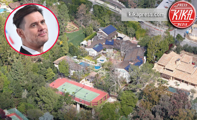 Casa, Jim Carrey - Los Angeles - 19-02-2010 - Brucia la California, in fiamme le case delle star