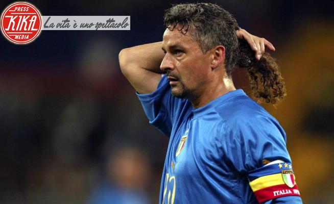 Roberto Baggio - Milano - 28-04-2004 - Auguri Divin Codino, Roberto Baggio compie 54 anni