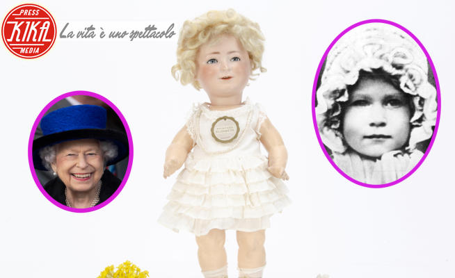 Bambola regina Elisabetta Ii, Regina Elisabetta II - 08-09-2021 - Balocchi vintage: la bambola della regina Elisabetta all'asta