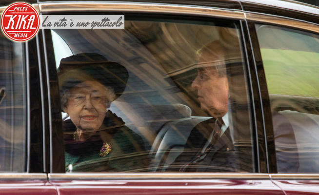 Principe Andrea Duca di York, Regina Elisabetta II - Londra - 29-03-2022 - La regina Elisabetta col figlio Andrea e la rabbia dei sudditi 