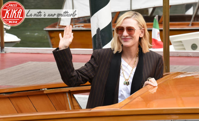 Cate Blanchett - Lido di Venezia - 02-09-2022 - Venezia 79, Cate Blanchett e Sigourney Weaver in darsena
