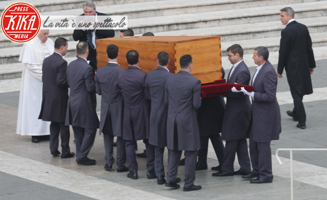 Papa Francesco - Roma - 05-01-2023 - Benedetto XVI, le immagini dei funerali del Pontefice Emerito